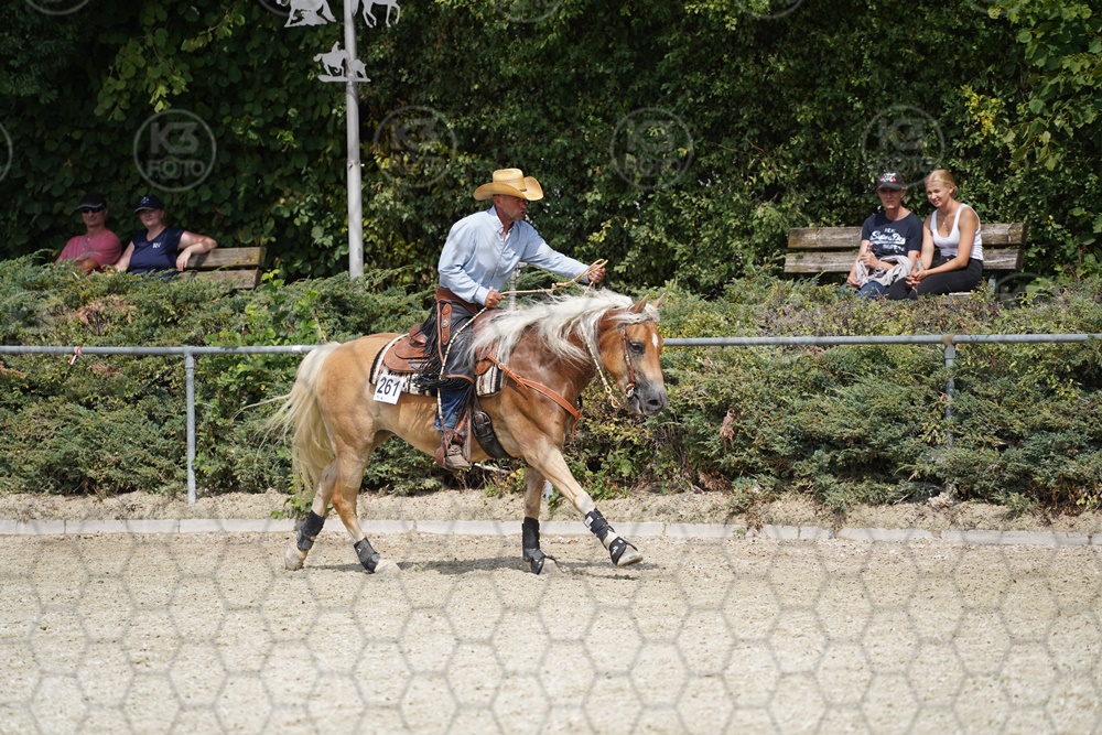 A7_03037.JPG